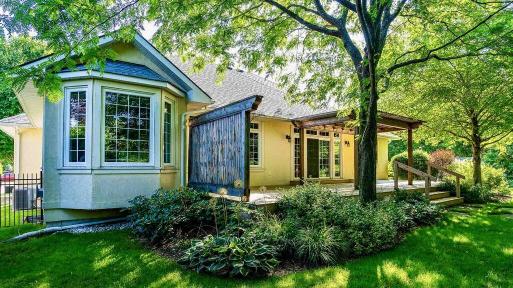 Gorgeous Luxury Thornbury Home for Sale